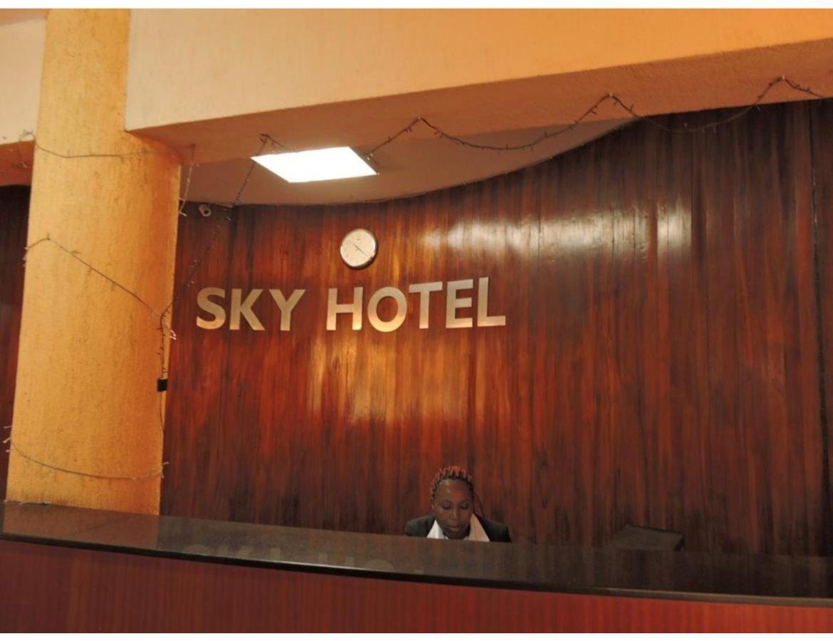 Sky Hotel ナイロビ エクステリア 写真